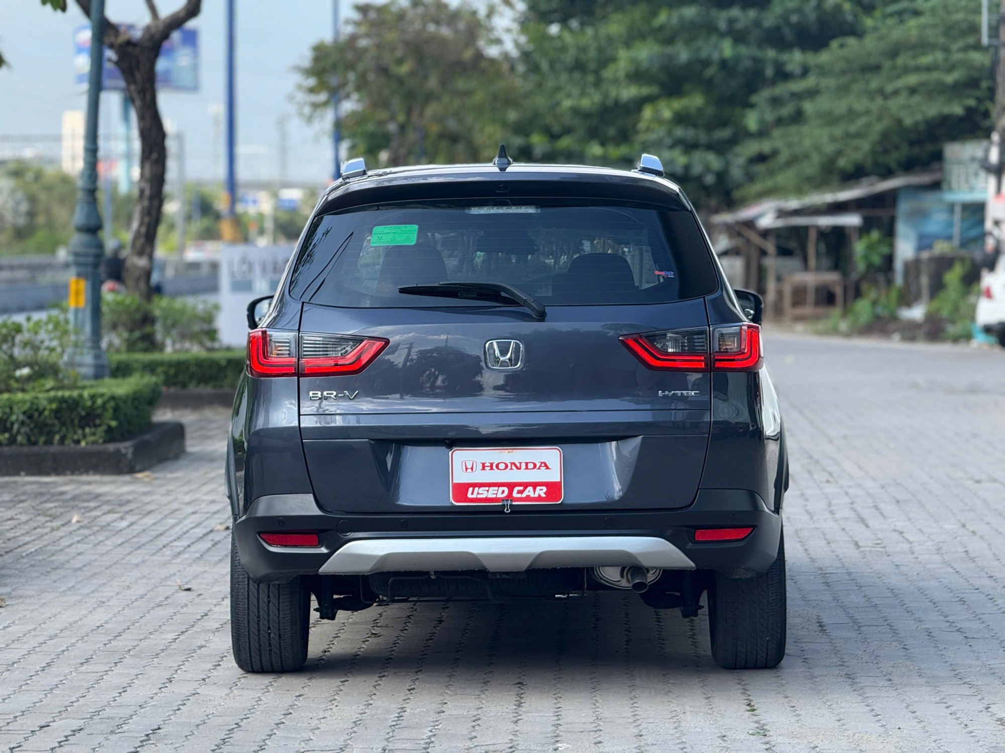 Honda BR-V L Xám 2024